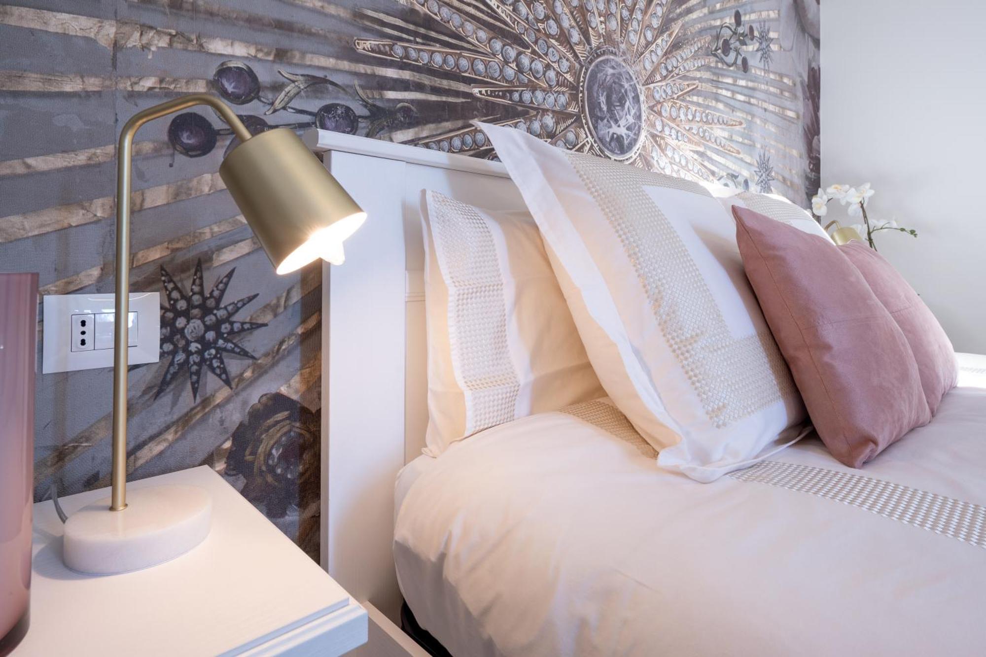 Lora Diamond Suite ,Free Parking, Self Check In,3 โกโม ภายนอก รูปภาพ
